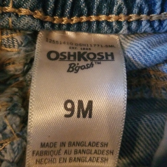 Oshkosh holey jeans! 😍 - Picture 4 of 4